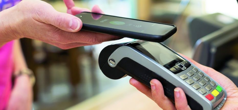 Billetera virtual vs. home banking: cómo se elige usar cada canal y para qué