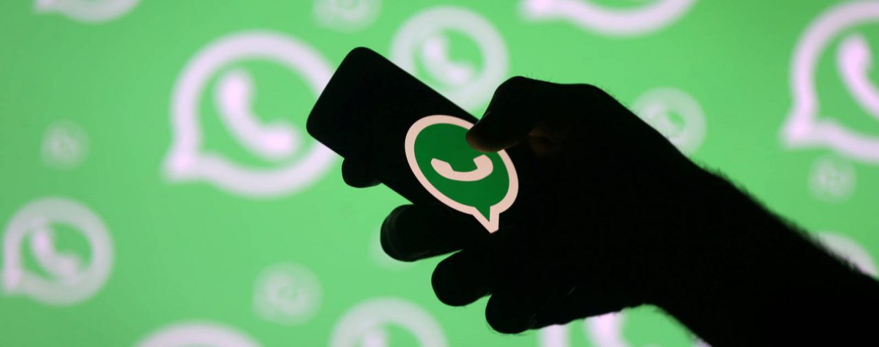 El Itaú permitirá hacer transferencias a través de WhatsApp