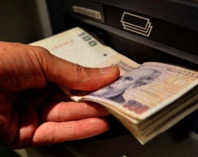 Empujada por promos bancarias, récord de operaciones con billetera digital
