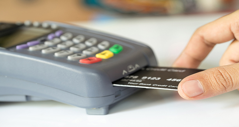 Desde hoy, los pagos con débito a los comercios se acreditarán en un día