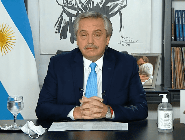 Alberto anunció ayuda de $ 15.000 para titulares de AUH y monotributistas de categorías más bajas