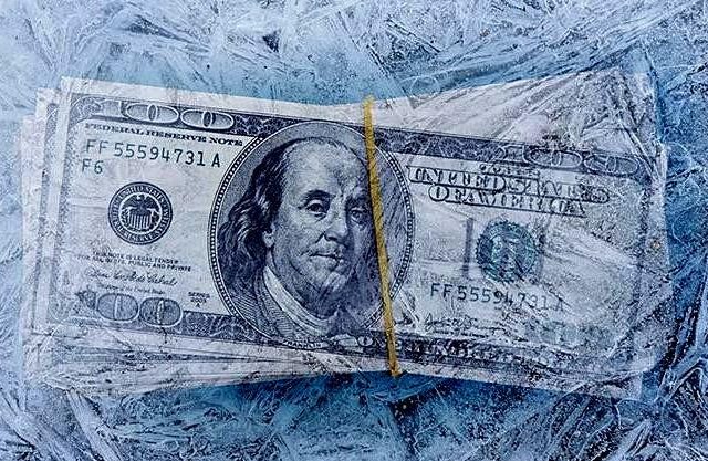 El dólar blue, otra vez casi $ 10 más barato que el solidario