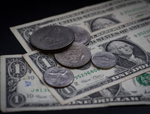 Reservas y dólar: analistas temen una "radicalización" del Banco Central