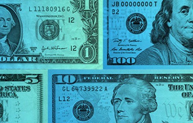 El dólar blue subió por tercera jornada consecutiva y alcanzó su récord de 2021