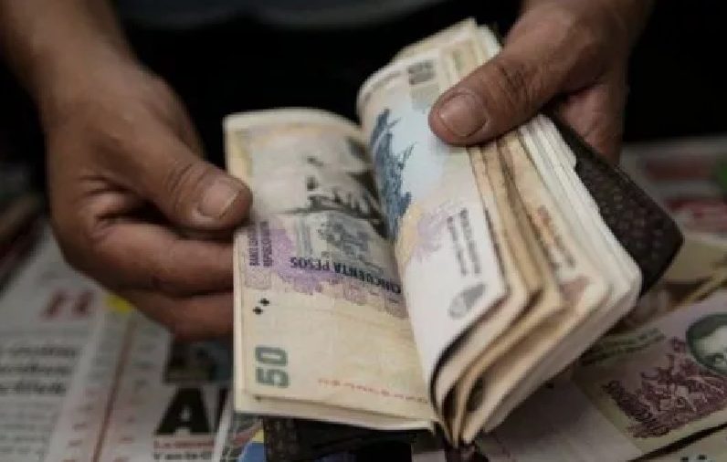 Oficializan la suba del 35% del salario mínimo, vital y móvil
