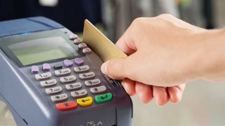 Las operaciones con tarjetas de crédito crecieron por tercer mes consecutivo
